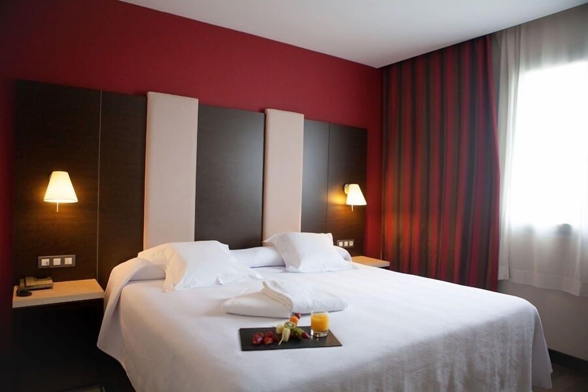 Azz Pamplona Norte Hotel Berriozar Eksteriør bilde